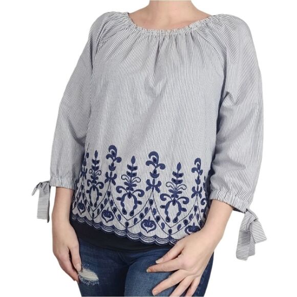 Time and Tru White and Blue Long Sleeve Blouse - Picture 1 of 12